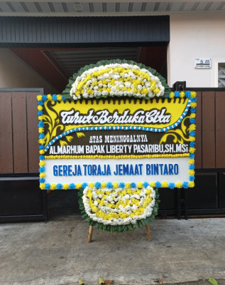 Papan Bunga Duka di Cianjur